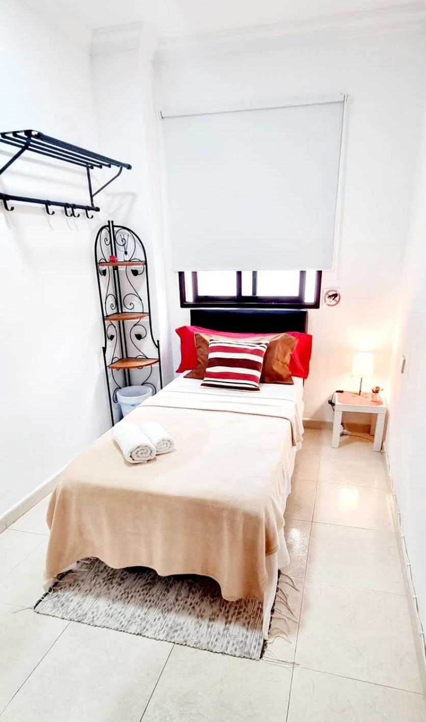 Almar We Go! Habitaciones Privadas En Alcala - Private Rooms - Pieces Privees - In Shared Apartment Dış mekan fotoğraf