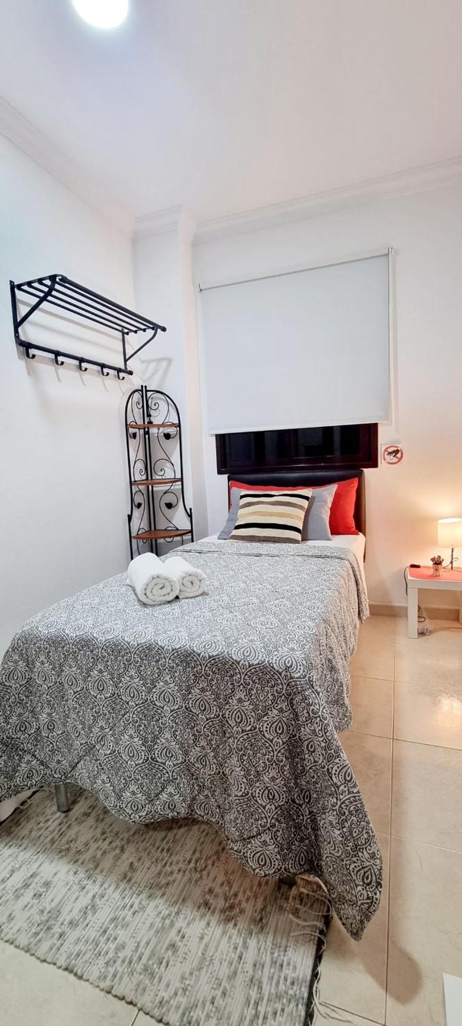 Almar We Go! Habitaciones Privadas En Alcala - Private Rooms - Pieces Privees - In Shared Apartment Dış mekan fotoğraf